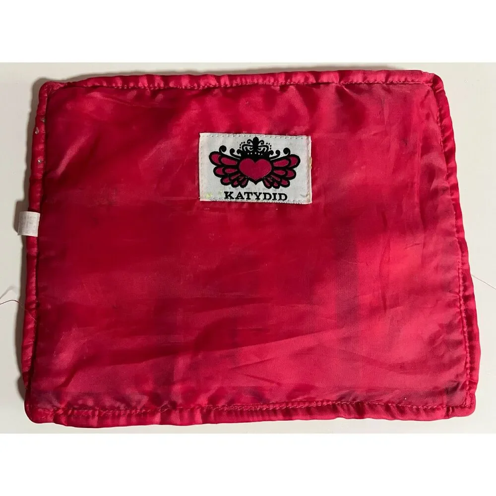 Katydid multicolor clutch in GUC.